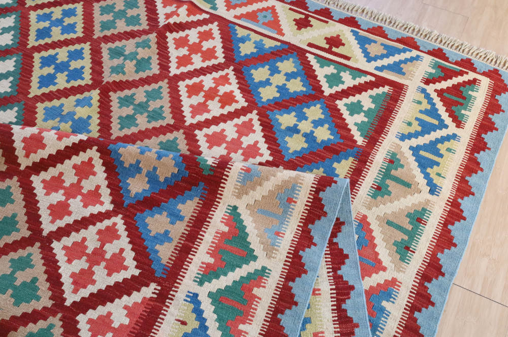 キリム　シーラーズ産　293×204cm　