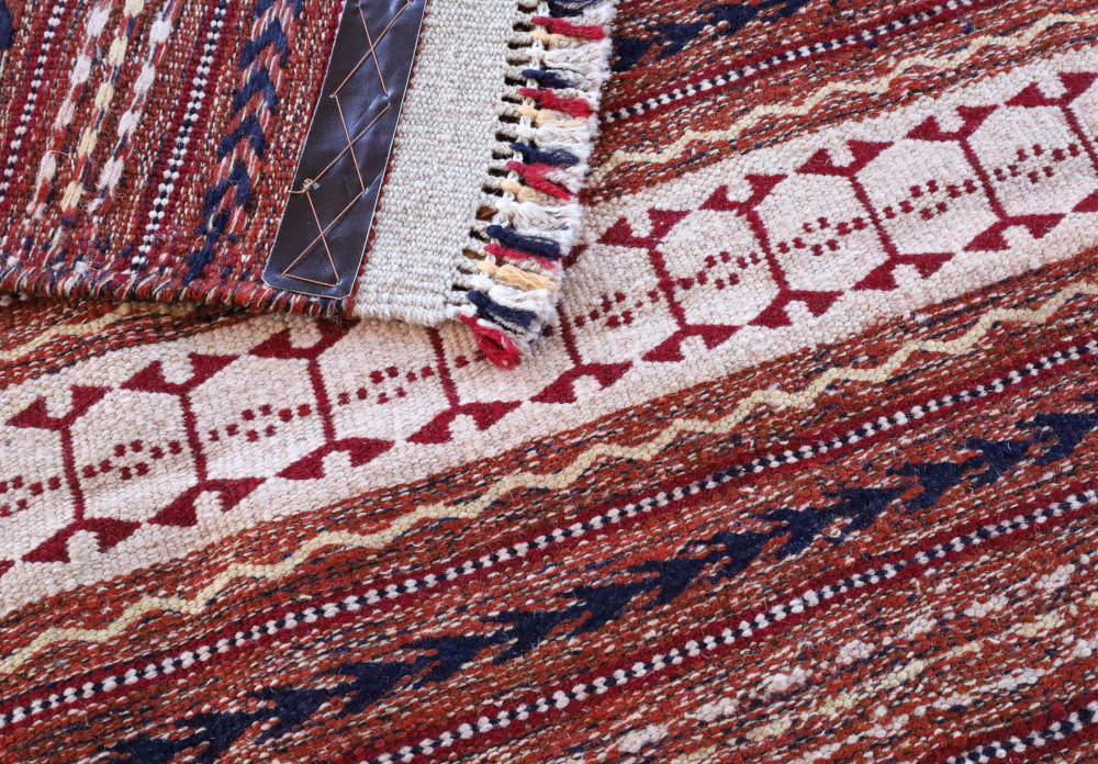 キリム　カラート産　201×149cm　手織り