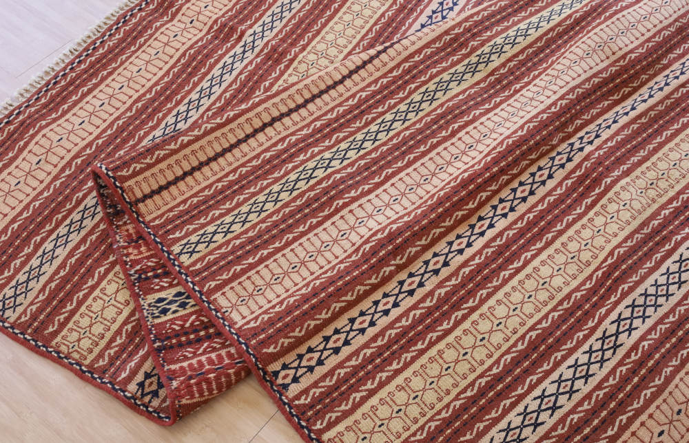 キリム　カラート産　240×165cm　