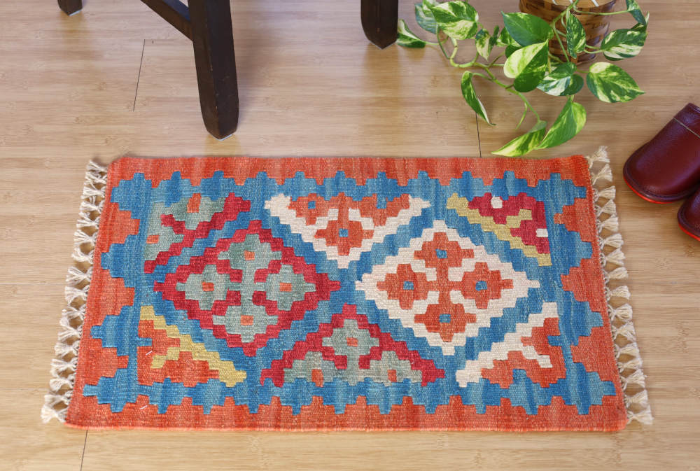 ミニキリム　シーラーズ産