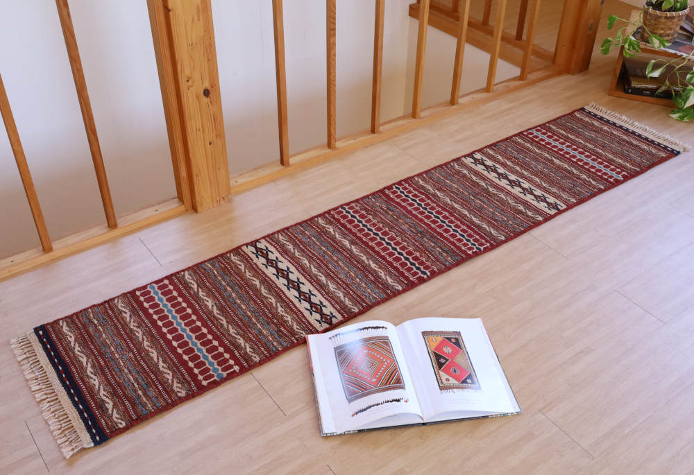 キリム　カラート産　206×40cm　