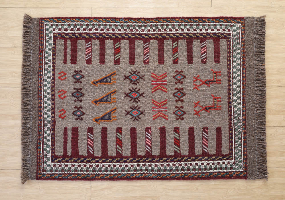 キリム玄関マット　イラン・グーチャン産　84×61cm 上から見た全体像