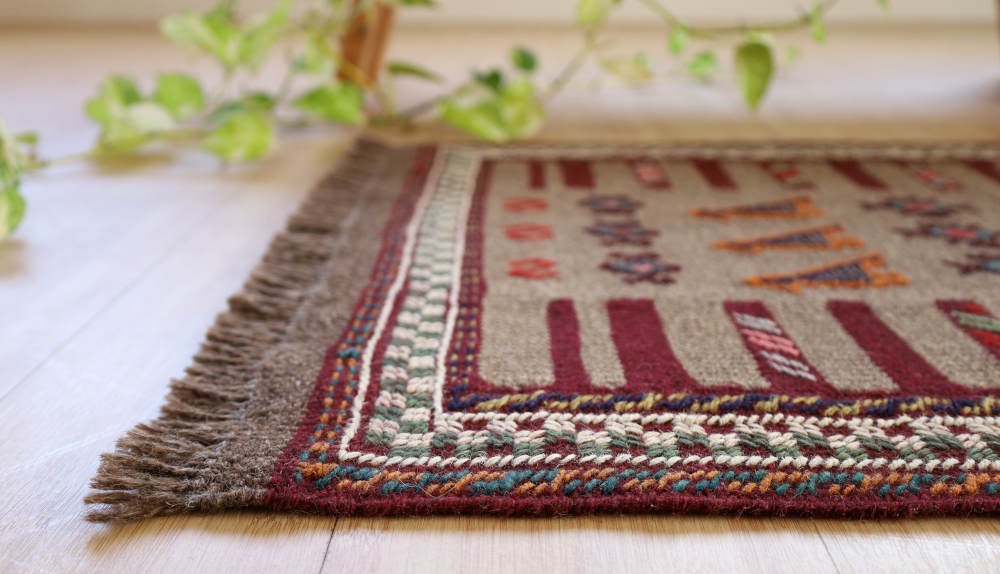 キリム玄関マット　イラン・グーチャン産　84×61cm 織り地の風合い
