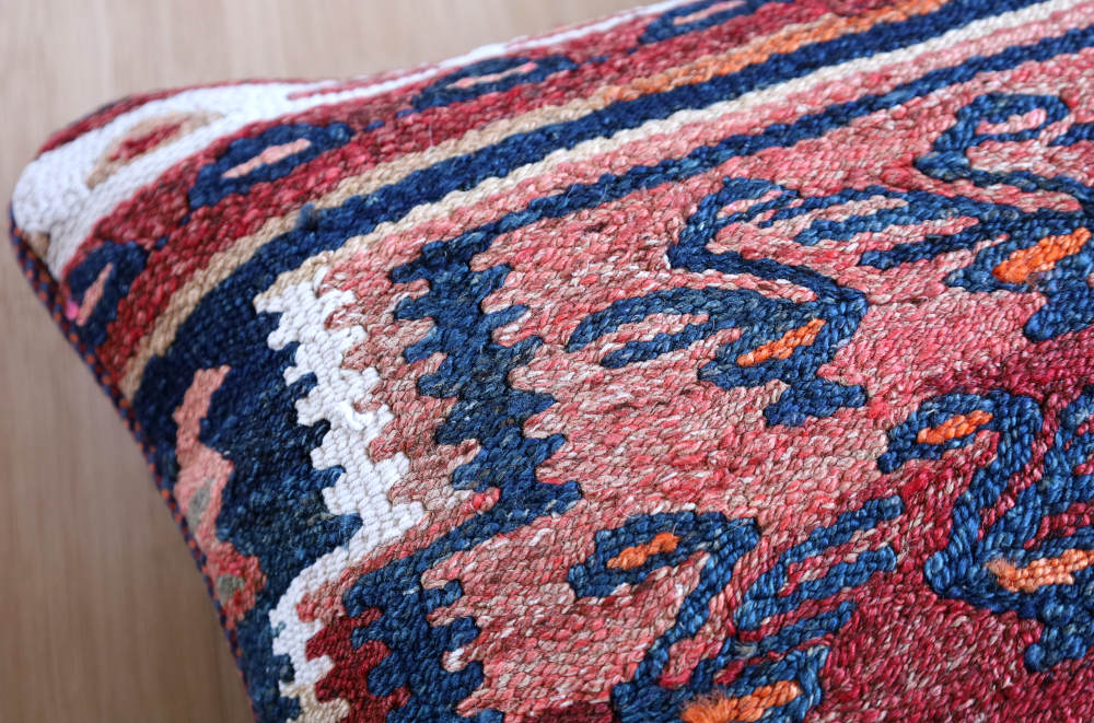 オールドキリムクッションカバー 裏面：手織りオールドジャジム