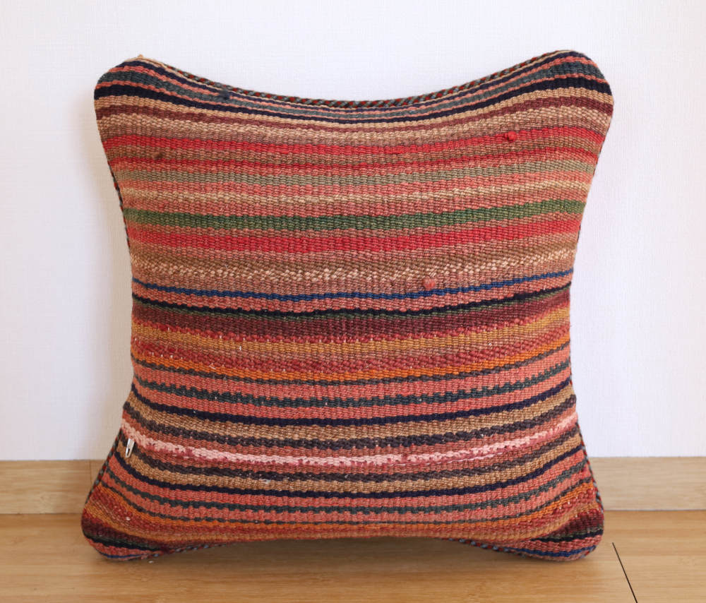オールドキリムクッションカバー yk22048（43×43cm）手織りオールドジャジムで作った裏面の様子