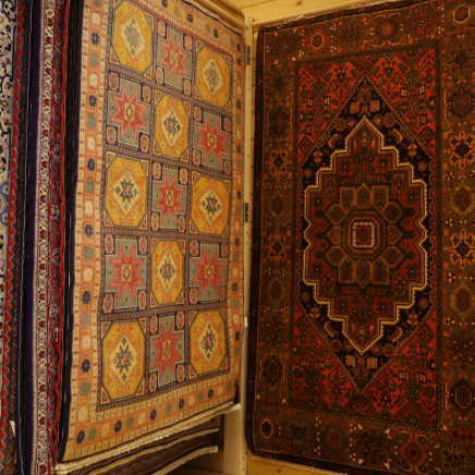 ペルシャ絨毯商品一覧へ