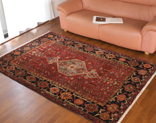 「ペルシャ絨毯の話」ペルシャ絨毯とは・・ペルシャ絨毯の歴史、種類、選び方、お手入れ方法
