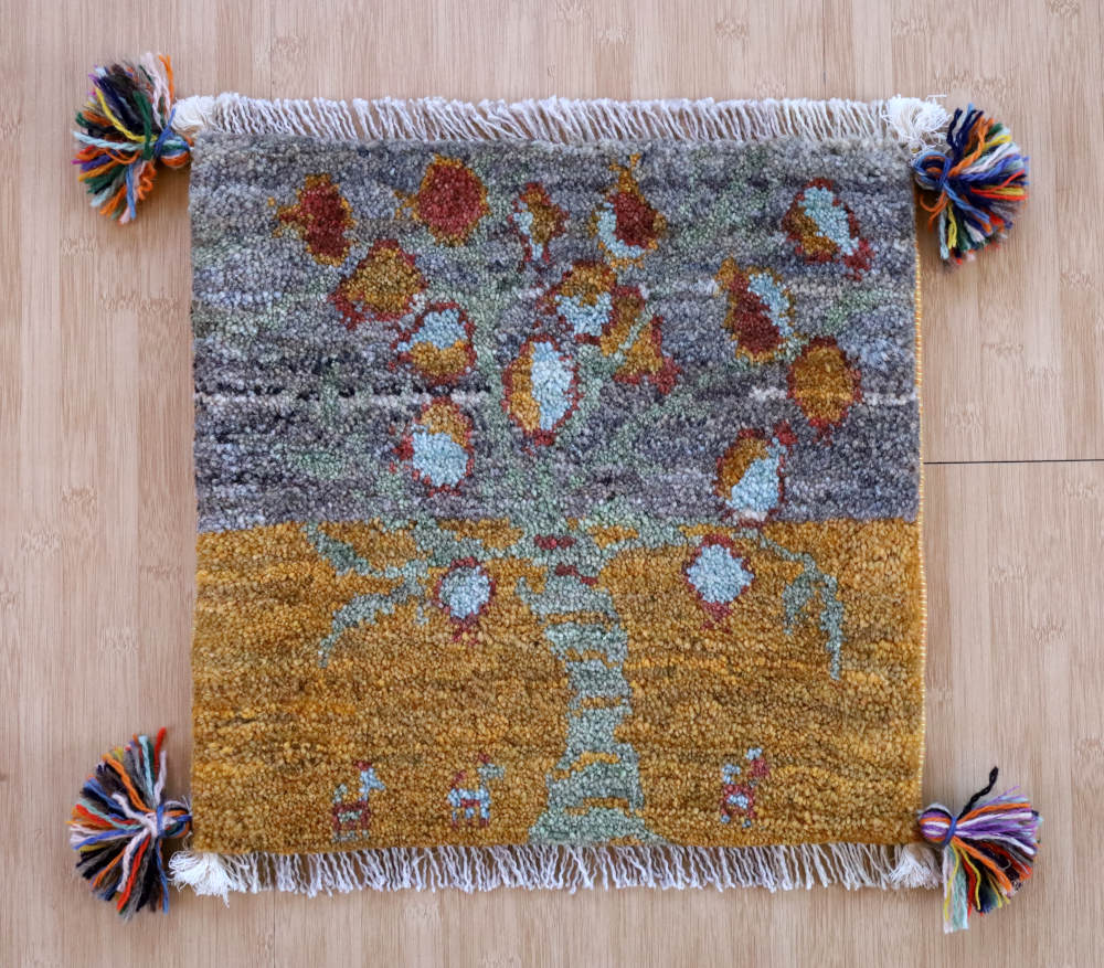 ギャッベ座布団cz21680の全体像