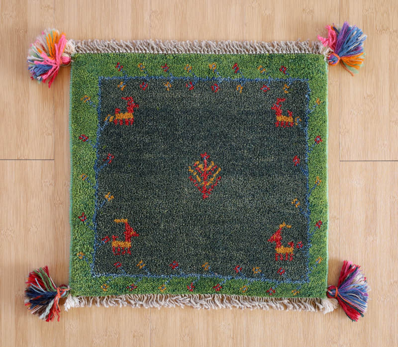 ギャッベ座布団cz21696の全体像