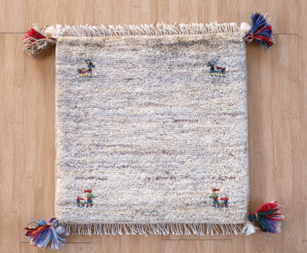 ギャッベ座布団cz21706の全体像