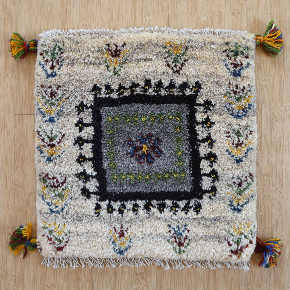 ギャッベ座布団　約40×40cm　グレー　イラン産・手織り