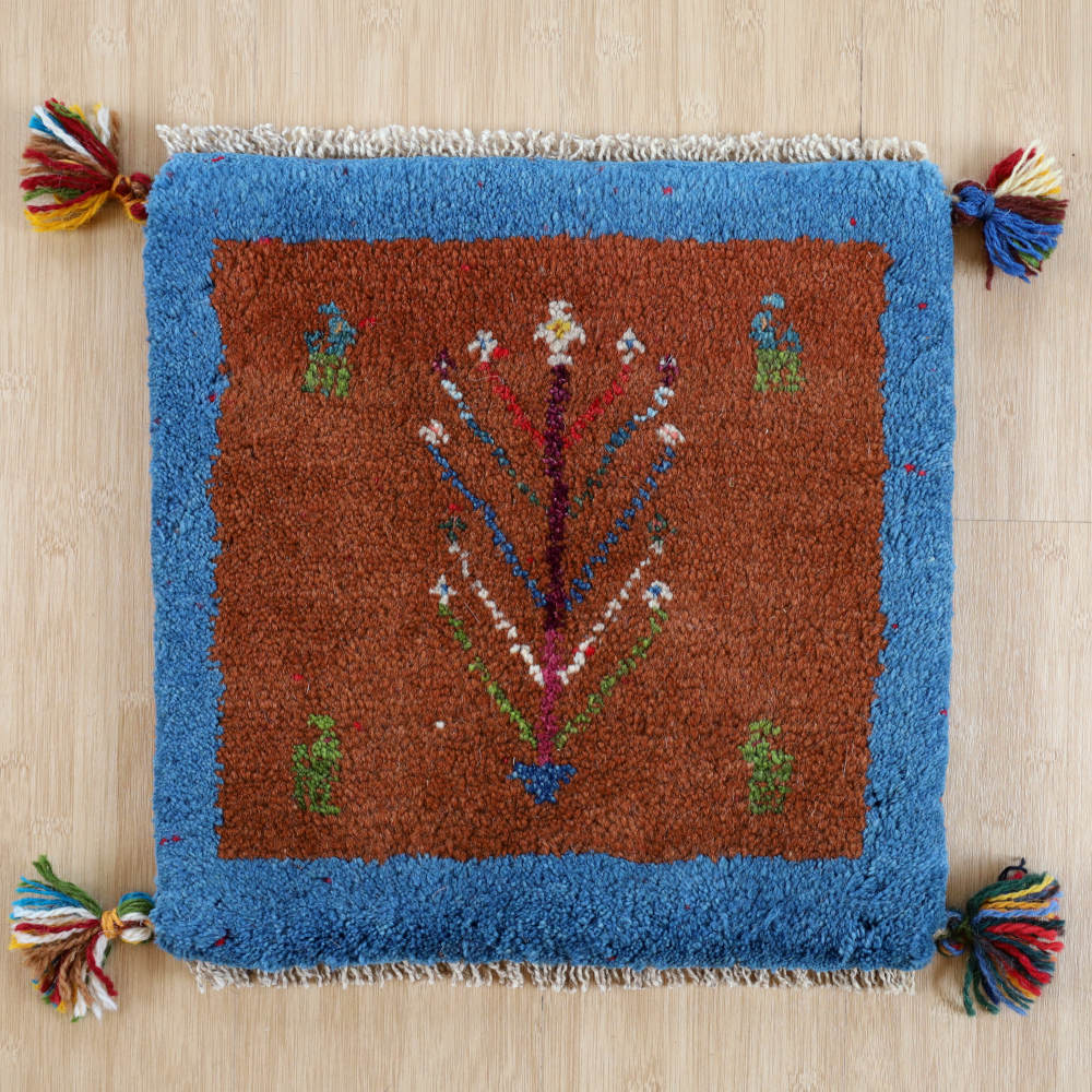 ギャッベ座布団　約40×40cm　青×茶　イラン産・手織り