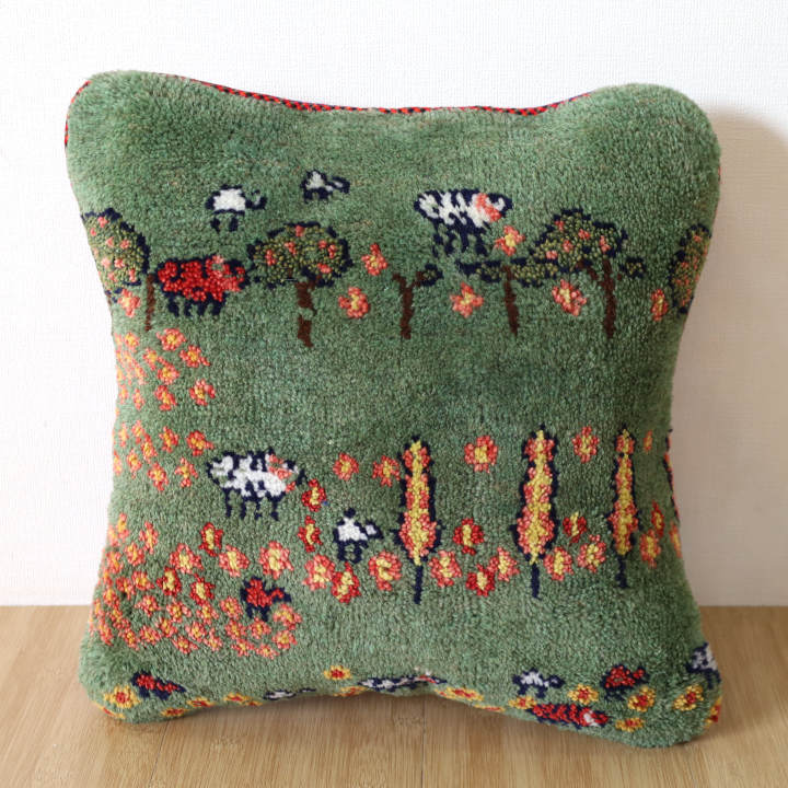 ギャッベクッションカバー　イラン産・手織りペルシャギャッベ